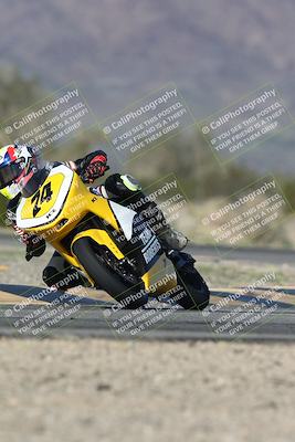 media/Jan-15-2026-Racers Edge (Thu) [[dfebeb70ab]]/2-A Group/Session 5 (Turn 5)/